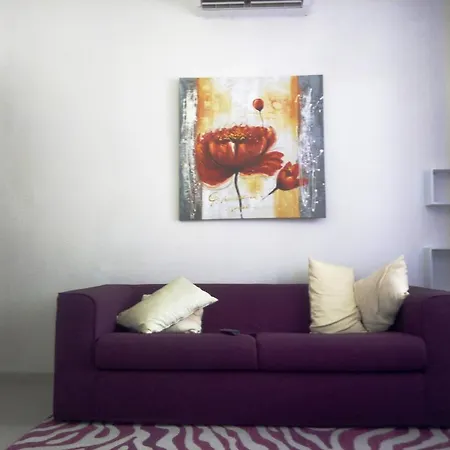 Apartment Center House *